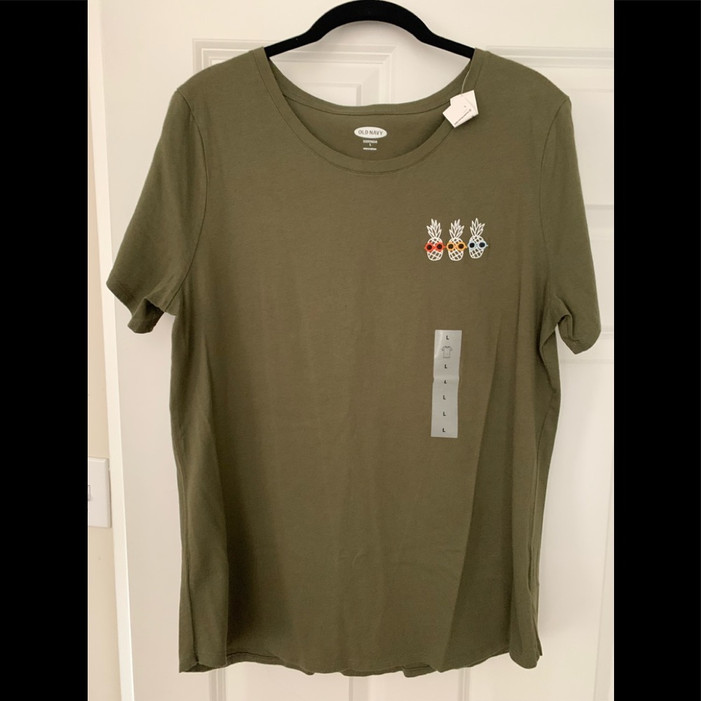Old Navy pineapple shirt